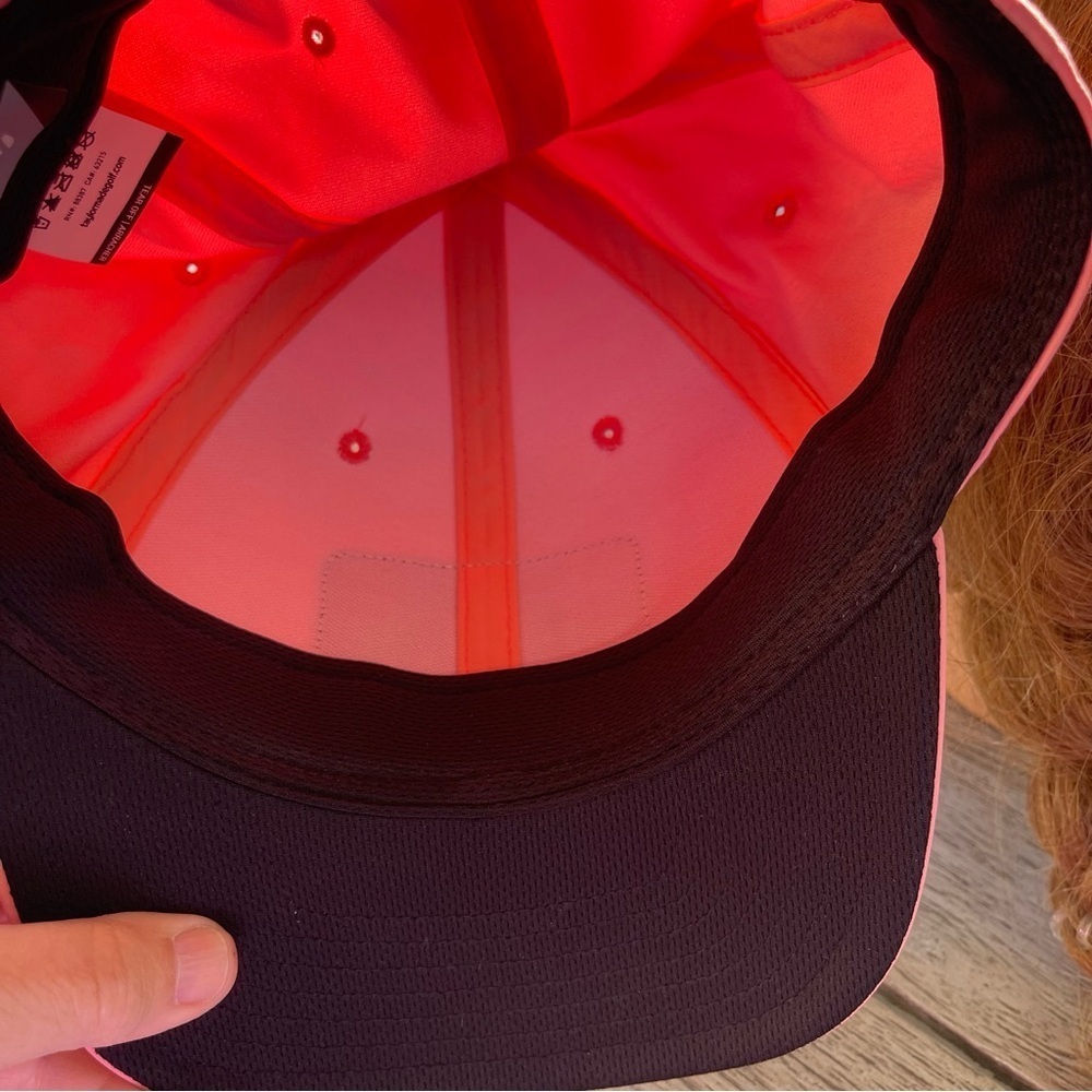 TaylorMade Venture Sunset SnapBack Golf Hat
Size Regular (58cm) - Picture 5 of 5